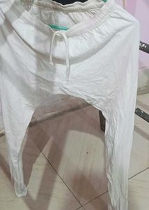 7 Trousers In rs 20