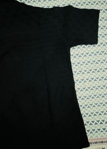 Black Short Sleeve Button-Down Shirt