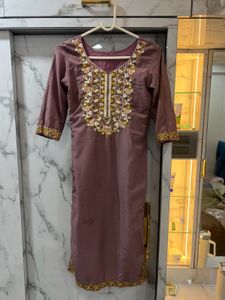 Lavender embroidered kurta