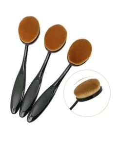 Beauty Blender Brush