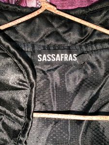 This jacket doesn't fit me Anymore.