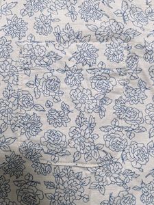 Men&#39;s Off White Printed Shirt(Size-M)