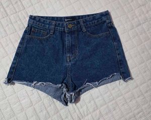 A Brand New Short Denim Jeans