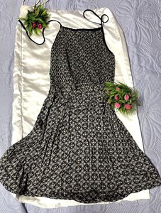 Black Sleeveless Print A Line Dress For Summer