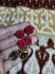 Red Rose &amp; Gemstone Necklace