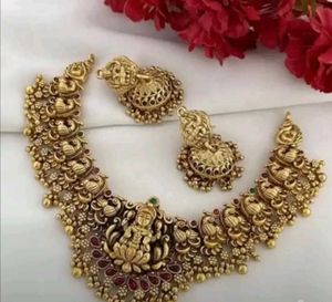 Gold Platted Neclase And Earrings