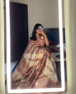 Elegant Red &amp; Beige Patterned Saree