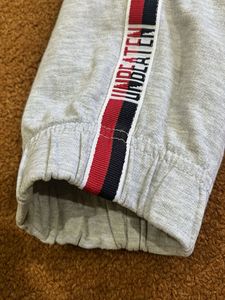 Gray Jogger Sweatpants w/Side Stripe