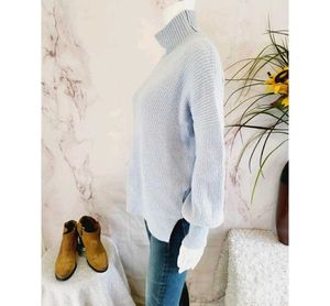 SKY BLUE PULLOVER SWEATSHIRT