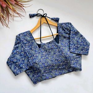 Halter neck blouse
