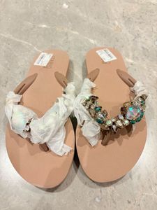 Sparkly Stylish Embellished Flip Flops