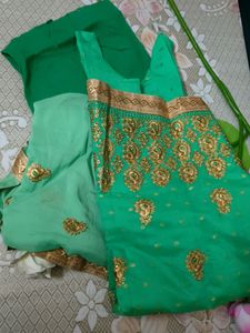 Green &amp; Gold Indian Salwar Kameez