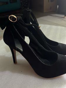 Black Classy Heel