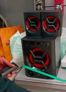 😀😎New Fresh Speaker With Tag😀😎