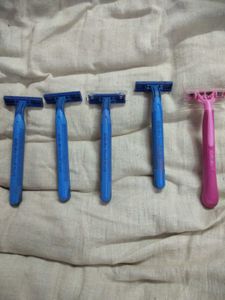 Disposable Razors - Set of 5