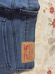 Levi&#39;s Blue Denim Jeans