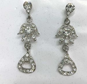 Dangling Rhinestone Earrings