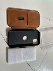 IPHONE 11 FLIP COVER