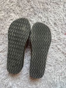 Used Flip Flops