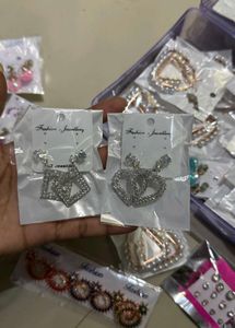 Assorted Earrings Bundle✨
