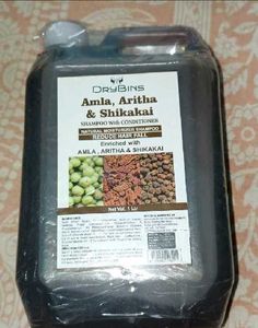 Amla , Aritha & Shikakai Shampoo with conditioner