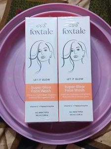 Foxtale Super Glow Face Wash