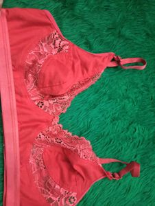 Red Hot 🌾Bra Simple 34.C