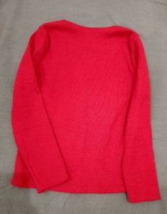 Red Top ❤️🎀 Limited Time Offer ⏰