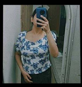 Floral Puff Sleeve Top