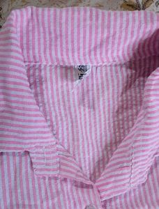 Trendy Pink Shirt For Women 🩷