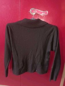 3 Crop Sweaters ❤️