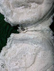 Elegant White Lace Bra🖤