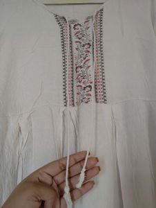 White Kurti
