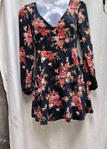 2226 GORGEOUS FOREVER 21 FLORAL MINI DRESS