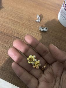 Set Of 2 Earrings