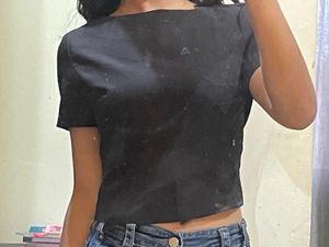 Chic Black Short Sleeve Top