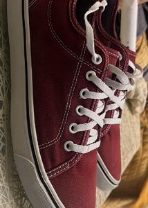 Decathlon Maroon Skateboarding Lace Up Sneakers