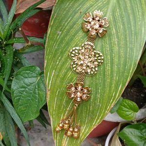 Elegant Golden Long Brooch