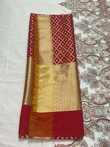 Pure Banarasi Red &amp; Gold Dupatta