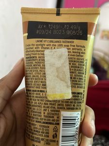 Lakme Vit C Facewash