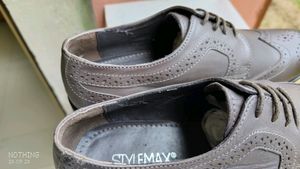 Size 7 Leather Shoe