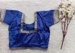 Women&#39;s Royal Blue Silk Saree With Blouse