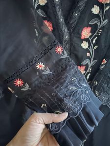 Elegant Embroidered Kurta Set