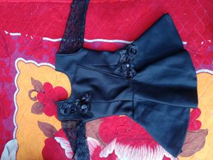 Crop Top With Lungi