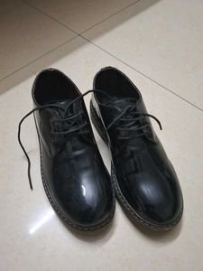 Catwalk Black Casual Shoes