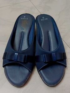 Navy Blue Bow Flats - Size 4