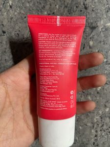 Dot &amp; Key Strobe Cream