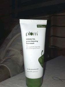 Plum Green Tea Face Wash