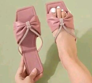 Flats for women