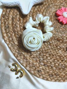 Rosette Scrunchie